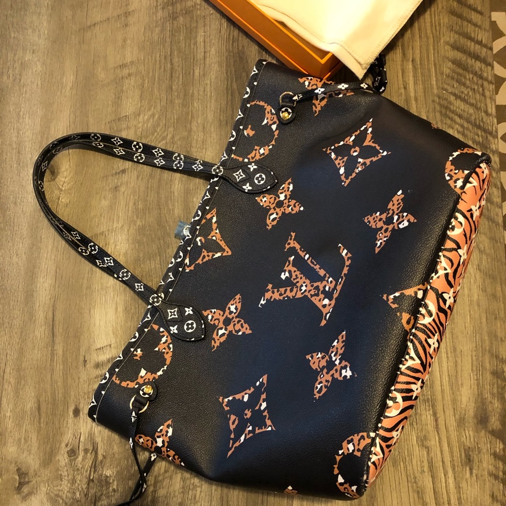 Authentic Neverfull LV